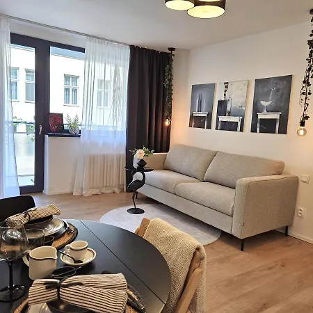 Design In Old Town-free Parking-balcony Apartament *